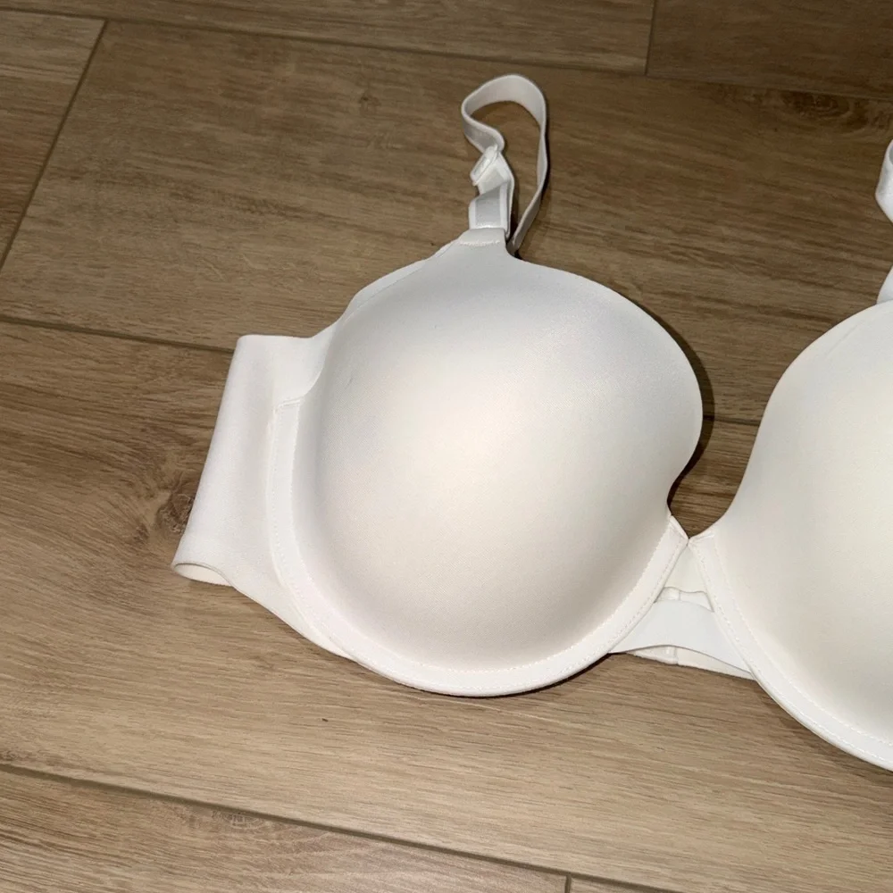 Warner’s Elegant White Women's Bra size 38C - Picture 2 of 5